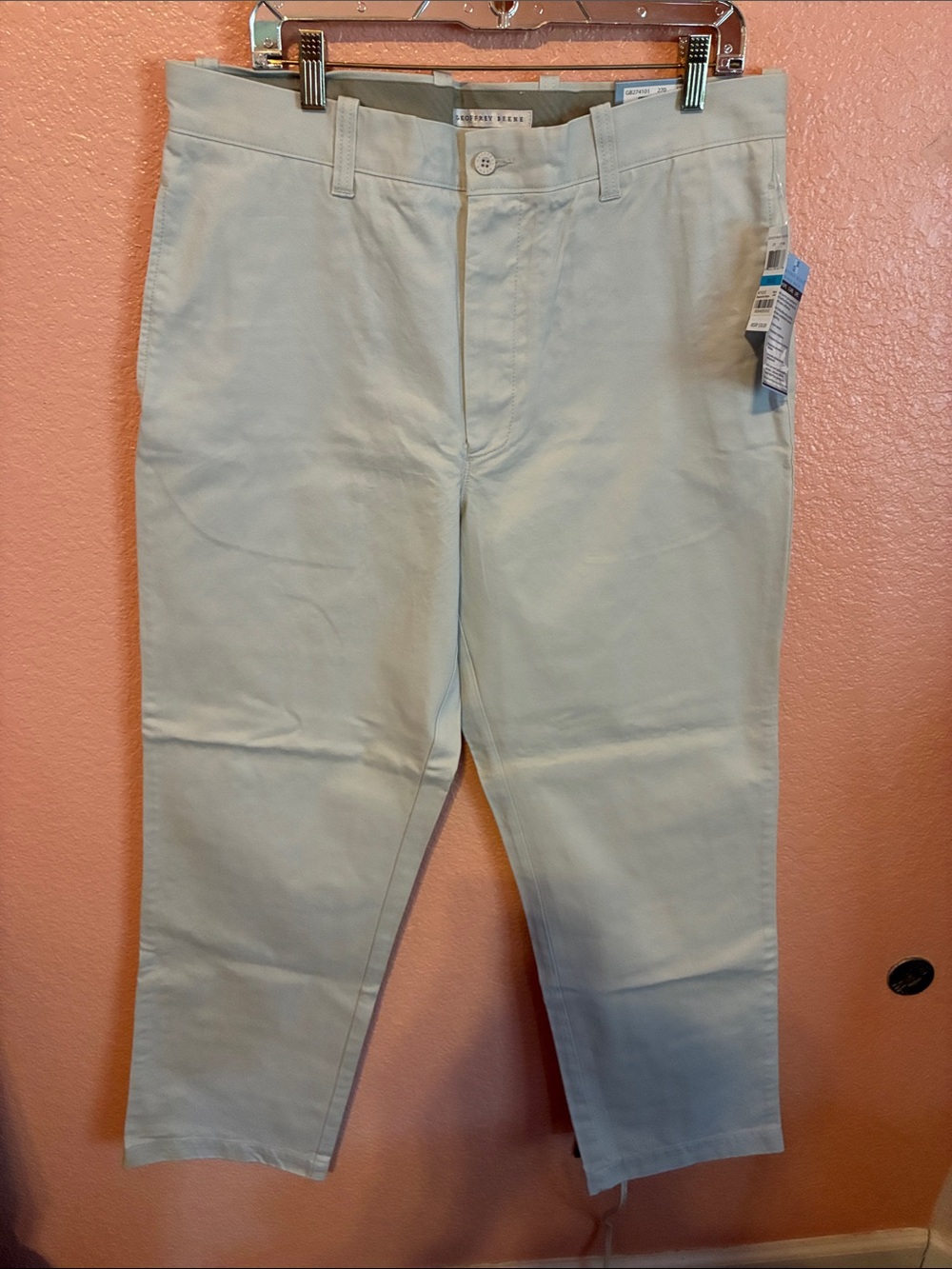 Geoffrey Beene Men's Light Tan Wide-Leg Chinos